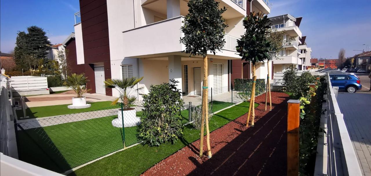 Maisonette Park *